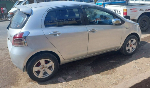 Toyota Yaris Compact picture