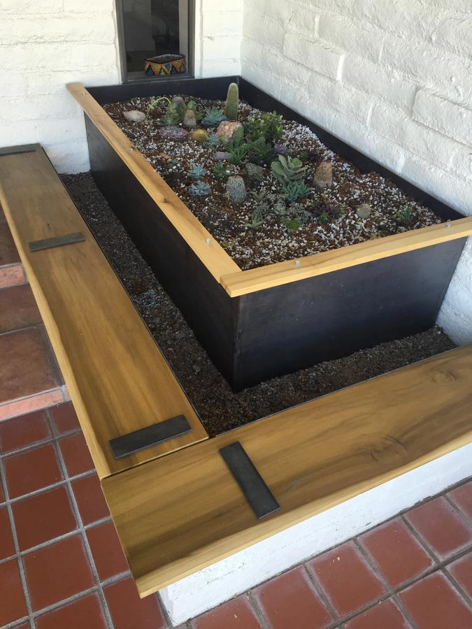 image of the right planter