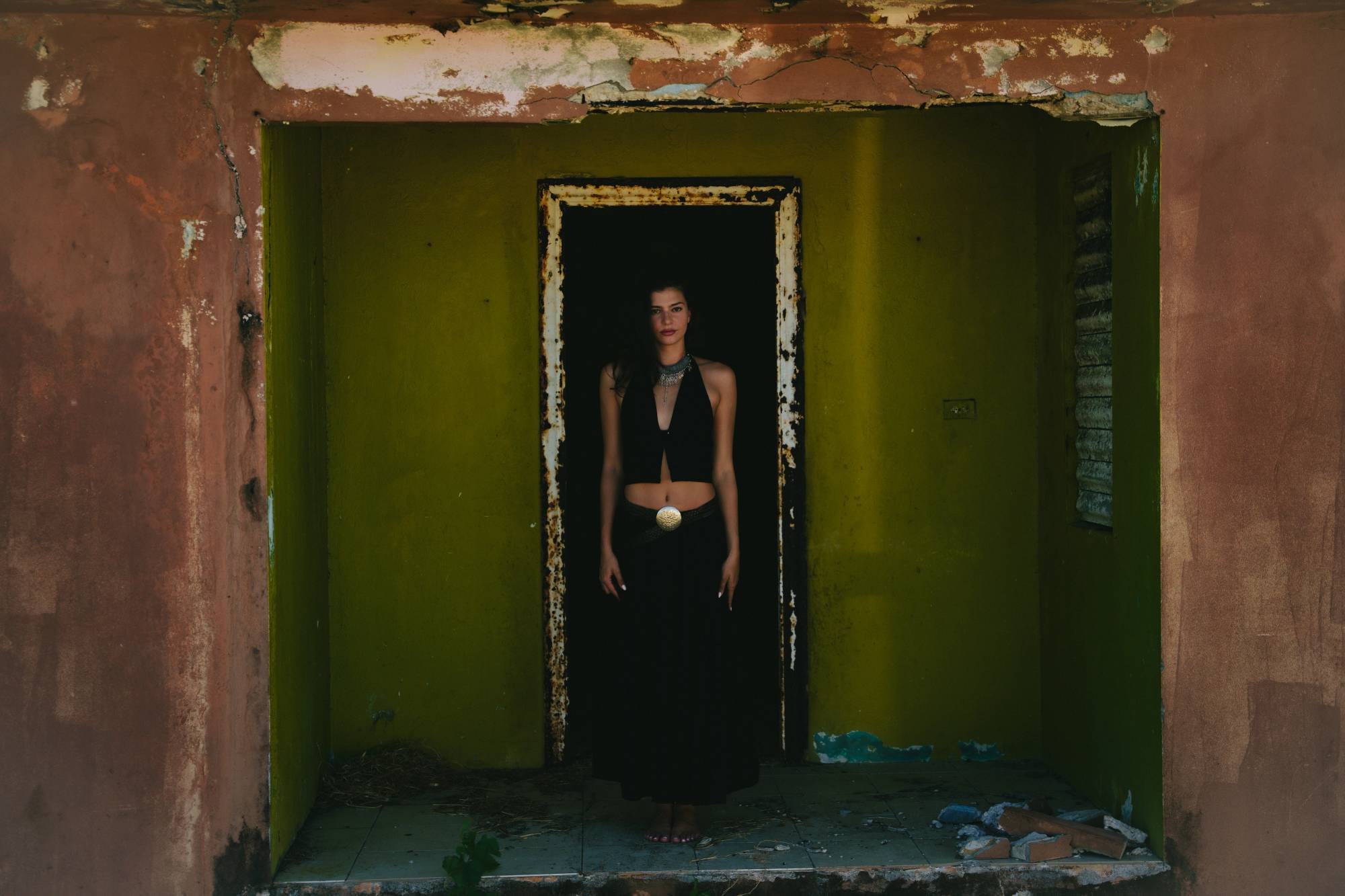 lara / isla 2 — photograph 10