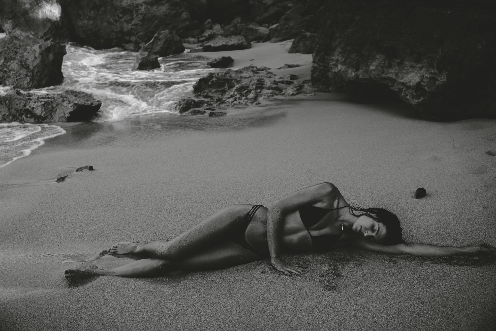 lara / isla — photograph 14