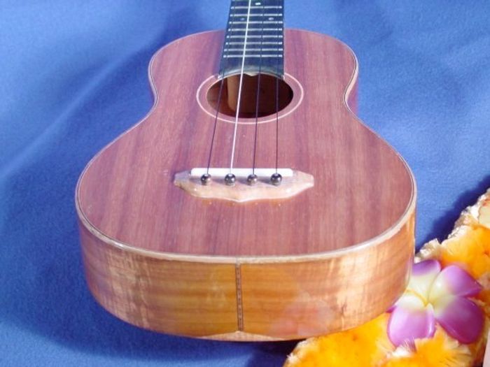 Tenor Ukuleles — view 34