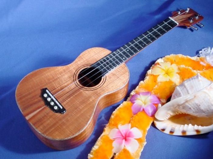 Tenor Ukuleles — view 26