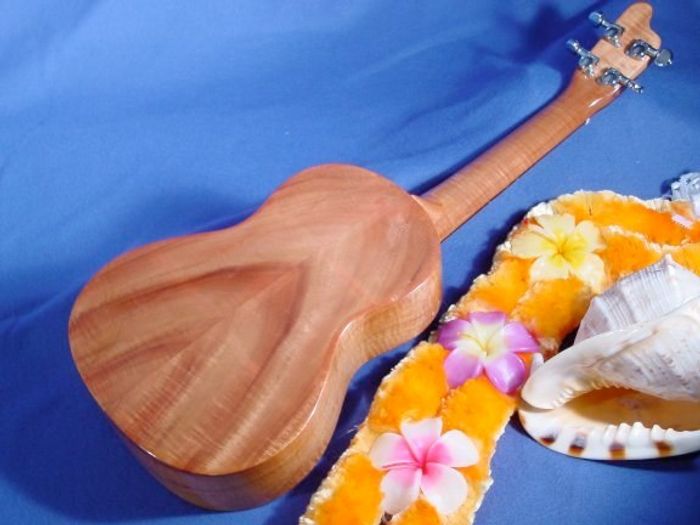 Tenor Ukuleles — view 15