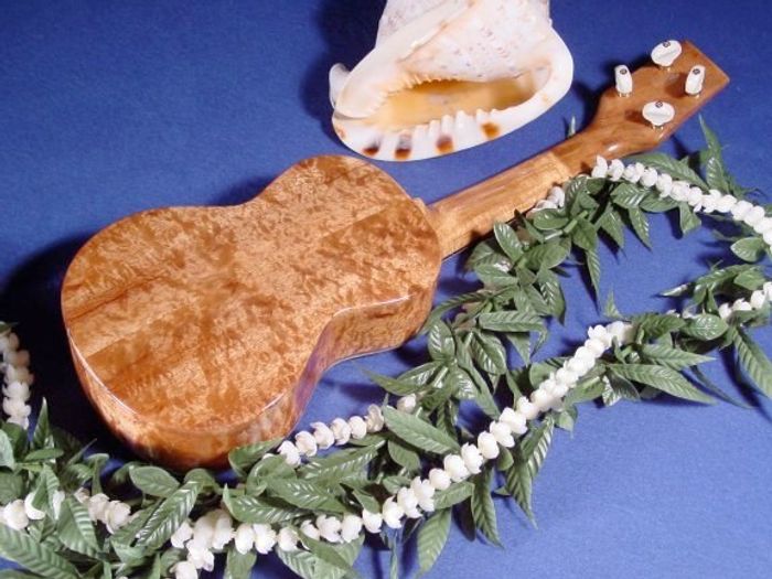 Standard Ukuleles — view 18