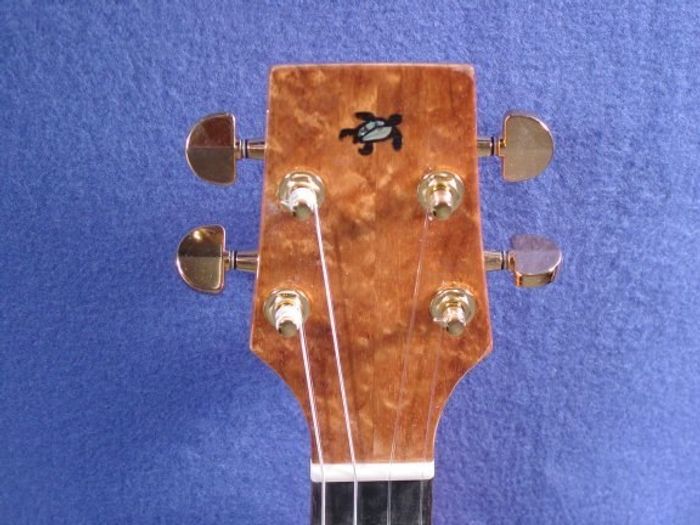 Baritone Ukuleles — view 4