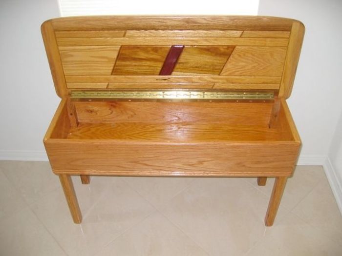 Seating — view 10