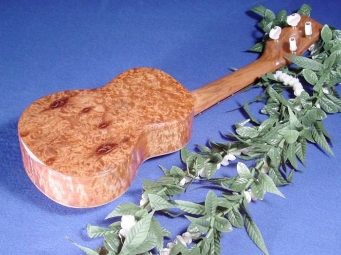 Standard Ukuleles — view 26