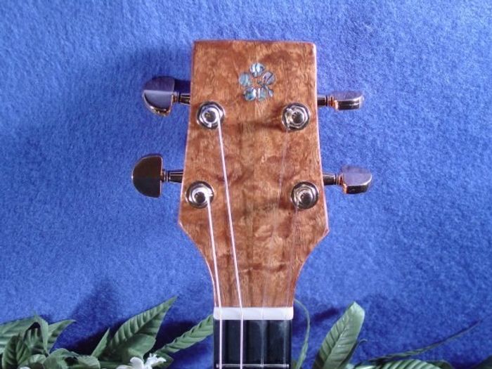 Baritone Ukuleles — view 13