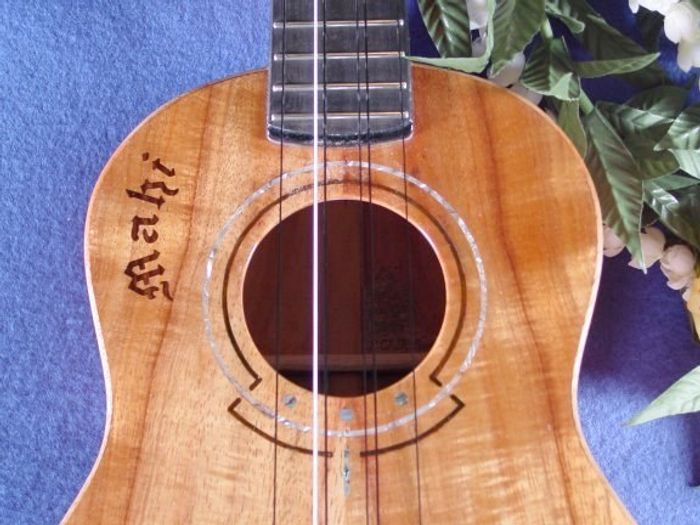 Tenor Ukuleles — view 51