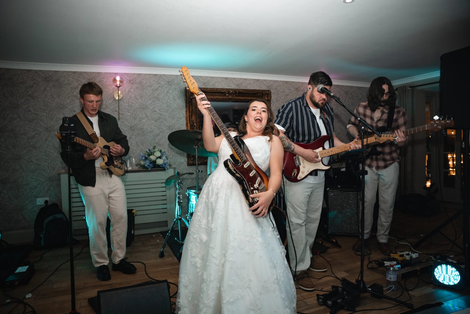 Becky and James — photo 30
