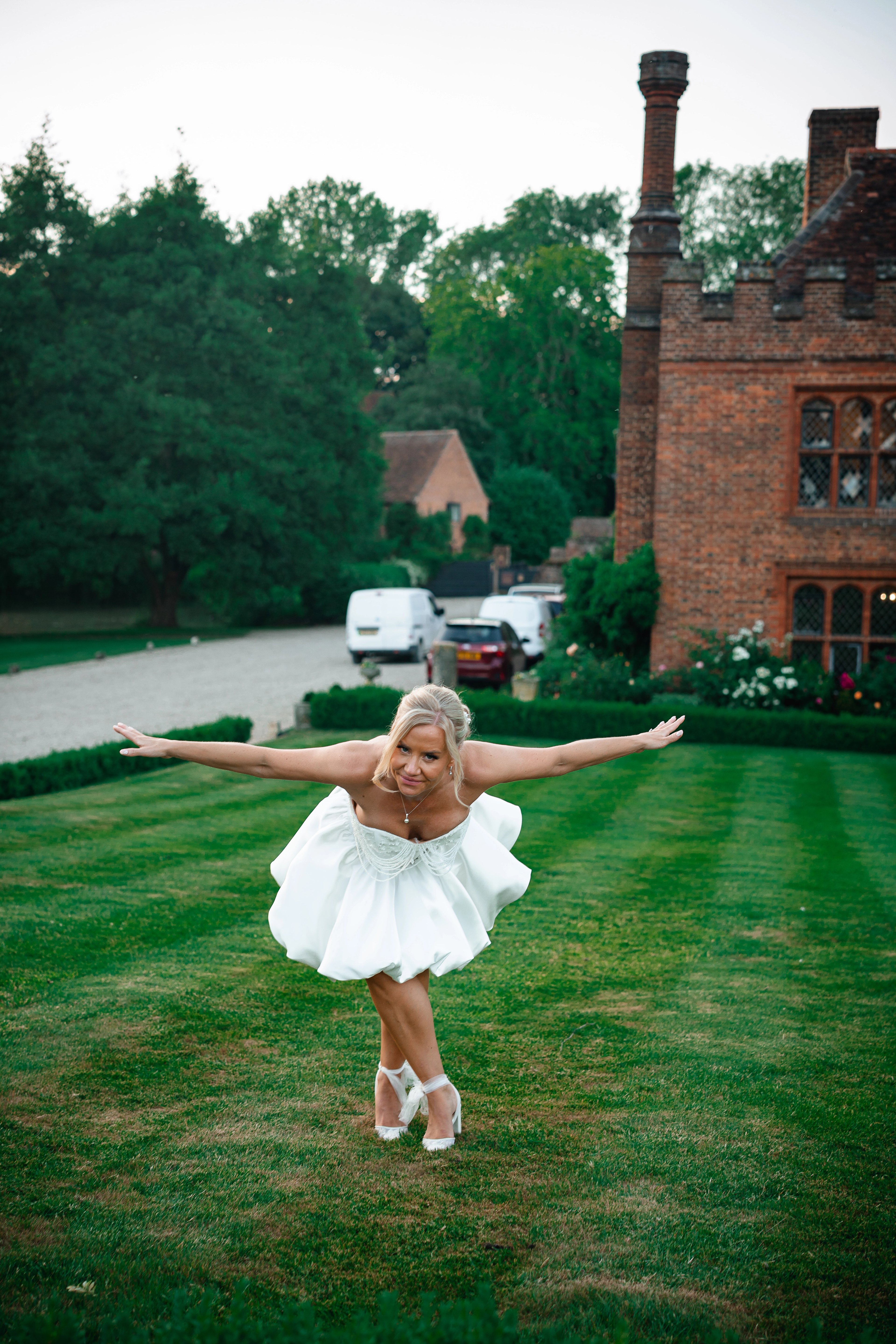 Phill and Amanda wedding portrait by Pixton Media