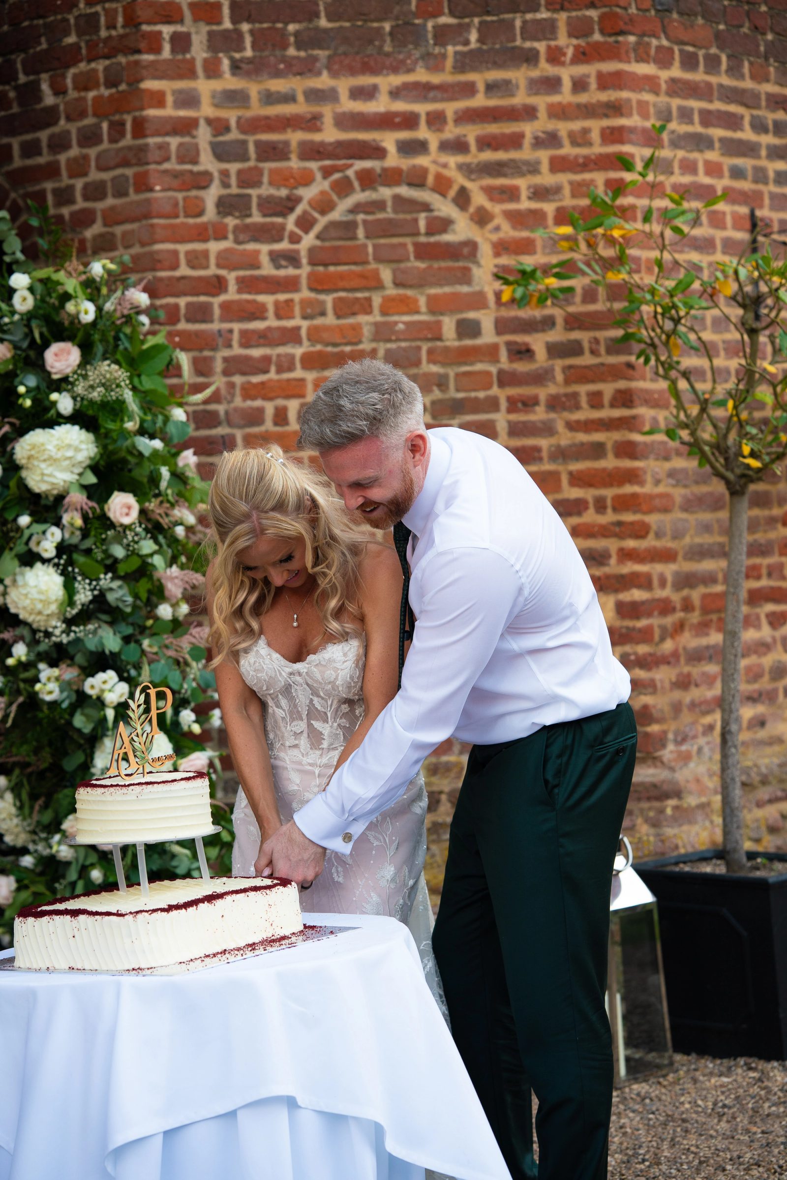 Phill and Amanda — photo 67
