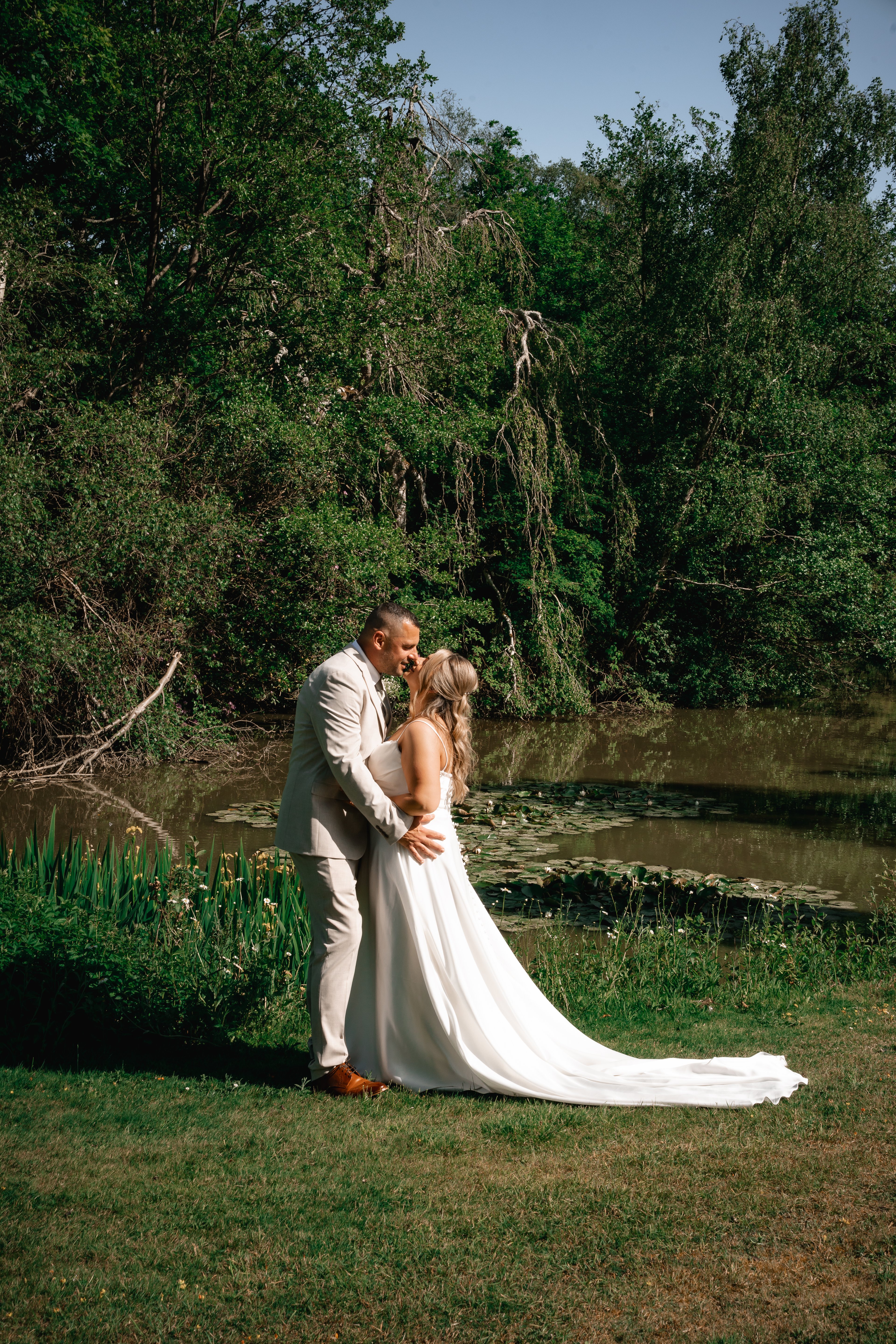 Wedding photography by Pixton Media