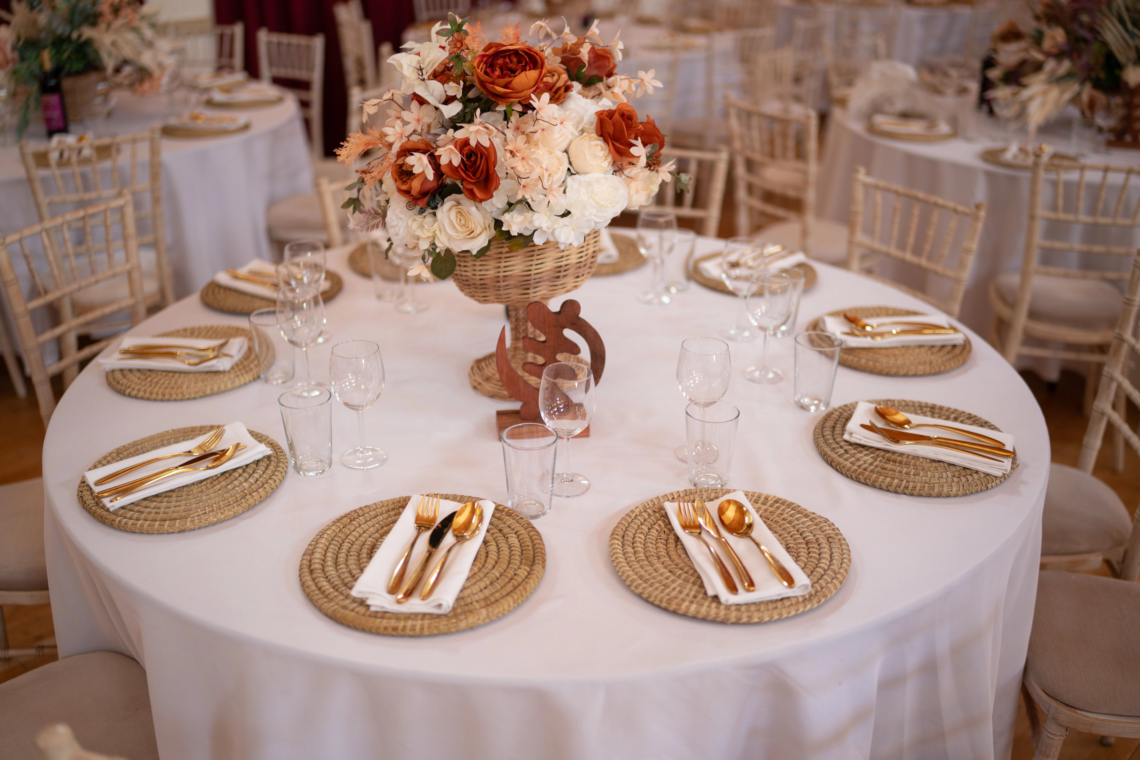 Lizzy and Patrick traditional wedding photography by Pixton Media