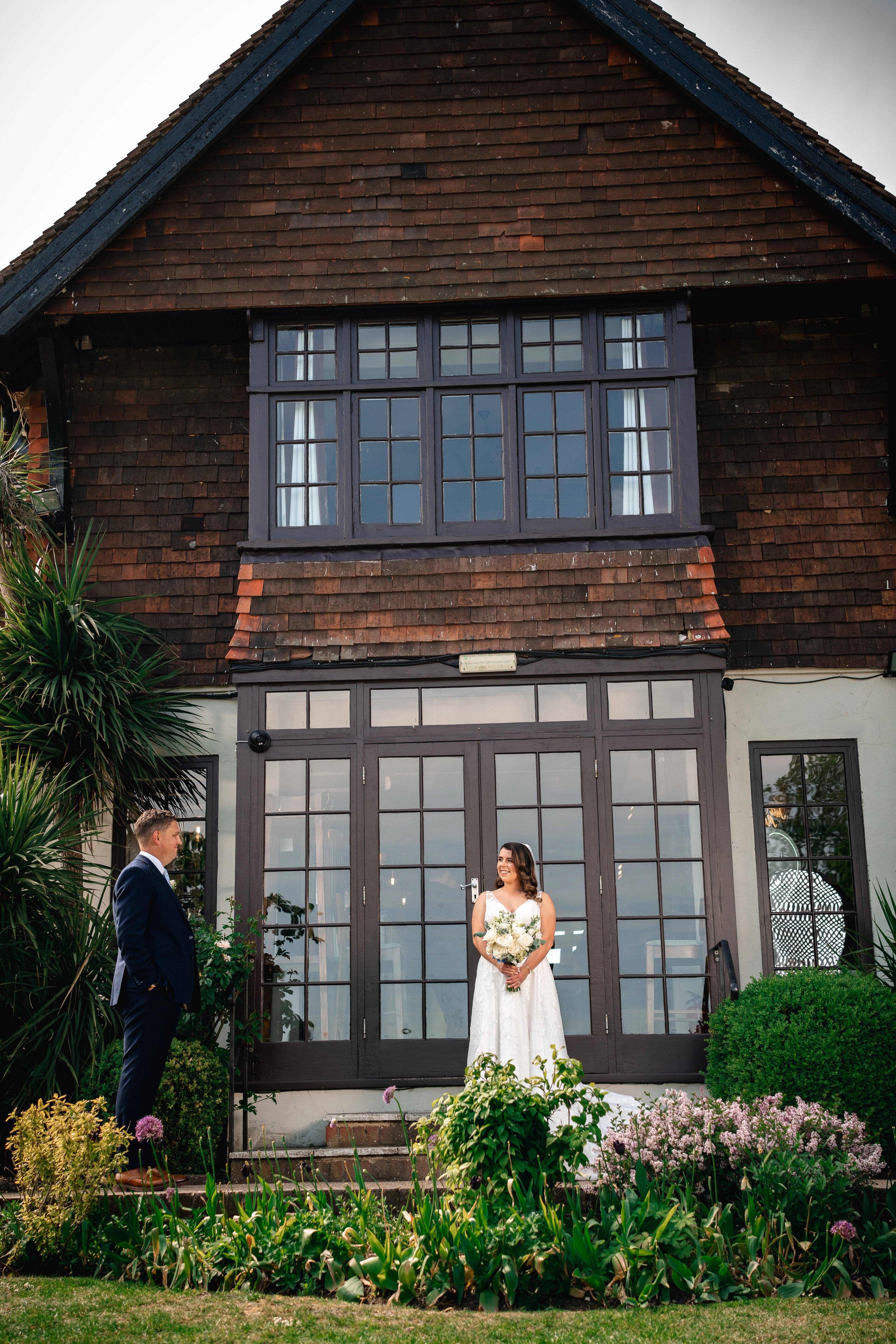 Becky and James wedding portrait by Pixton Media