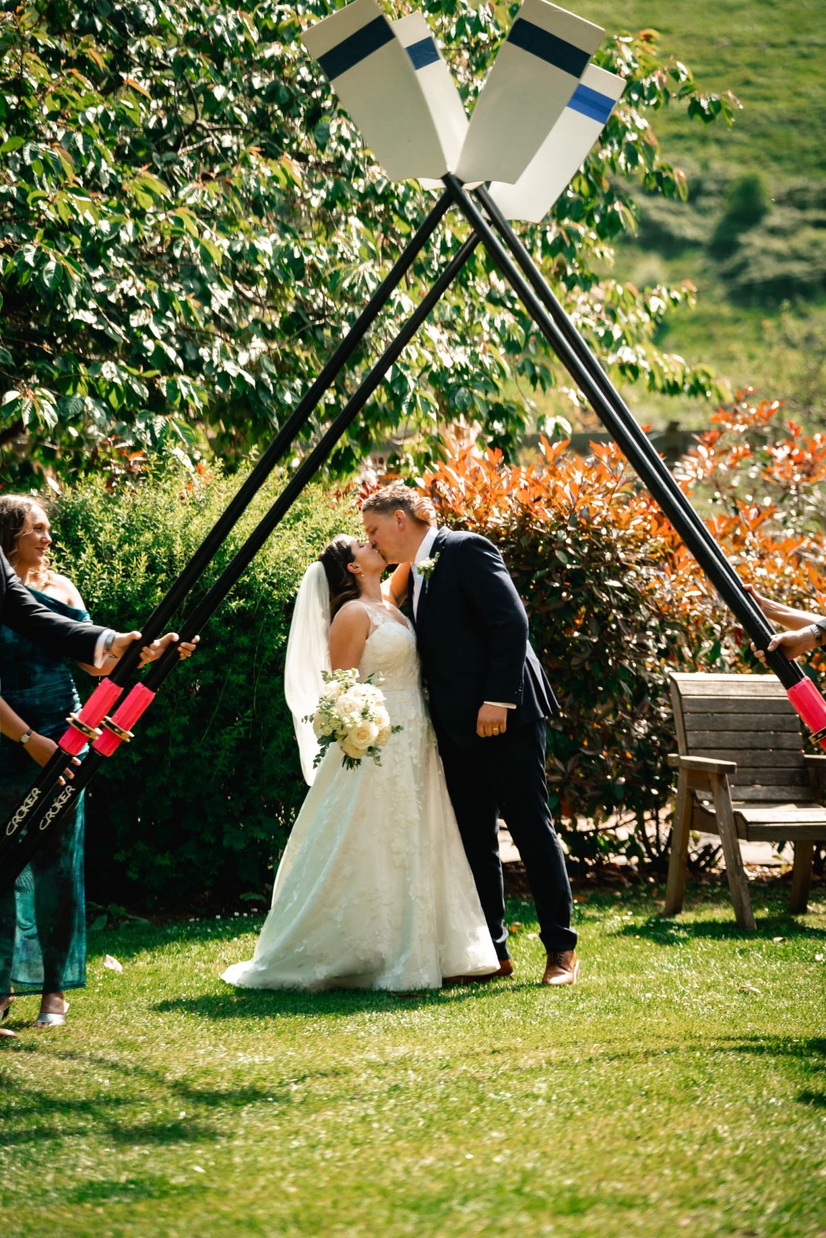     best wedding photo poses