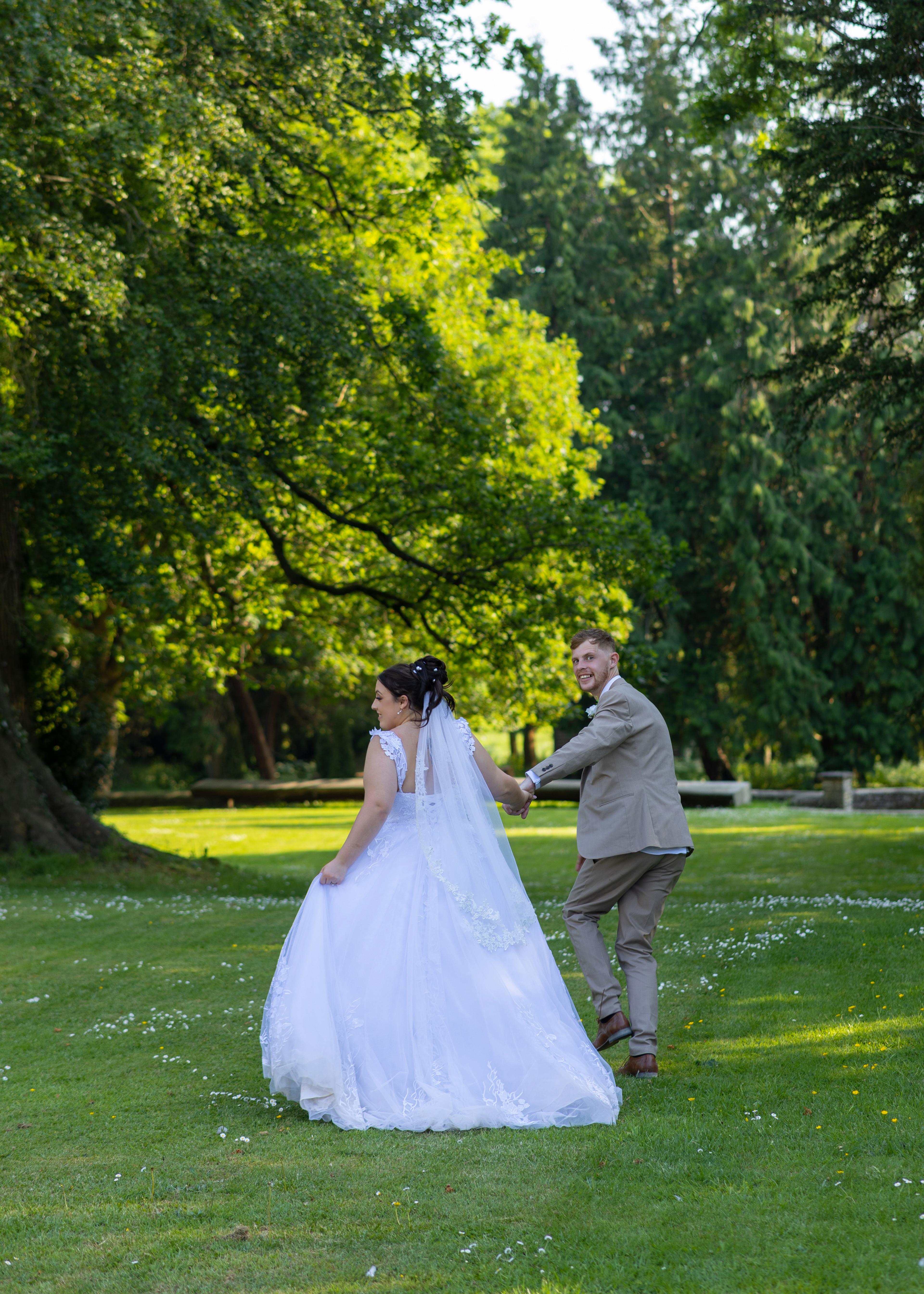 Documentary wedding photography, Haydn and Ylenia, by Pixton Media