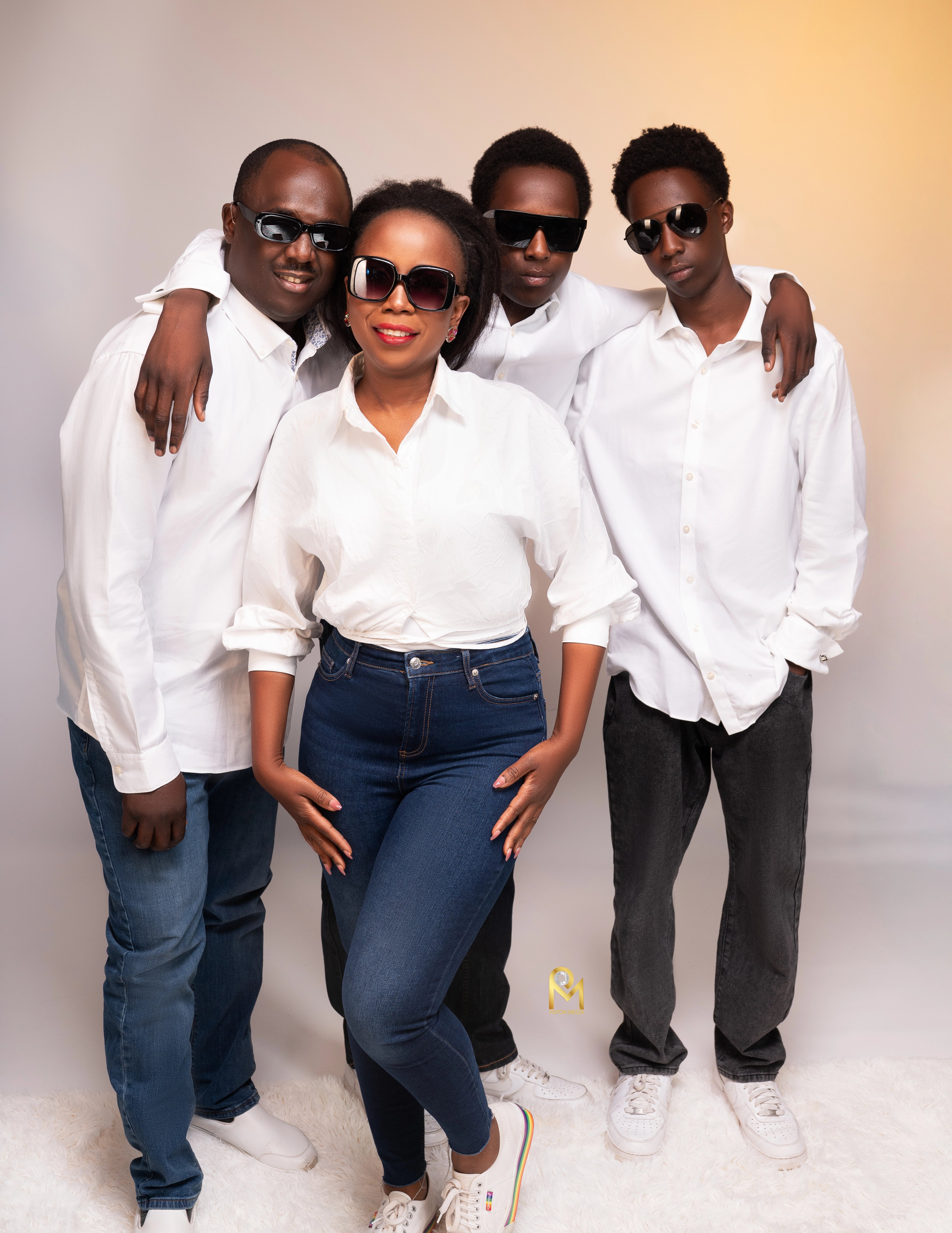 Studio photoshoot by Pixton Media