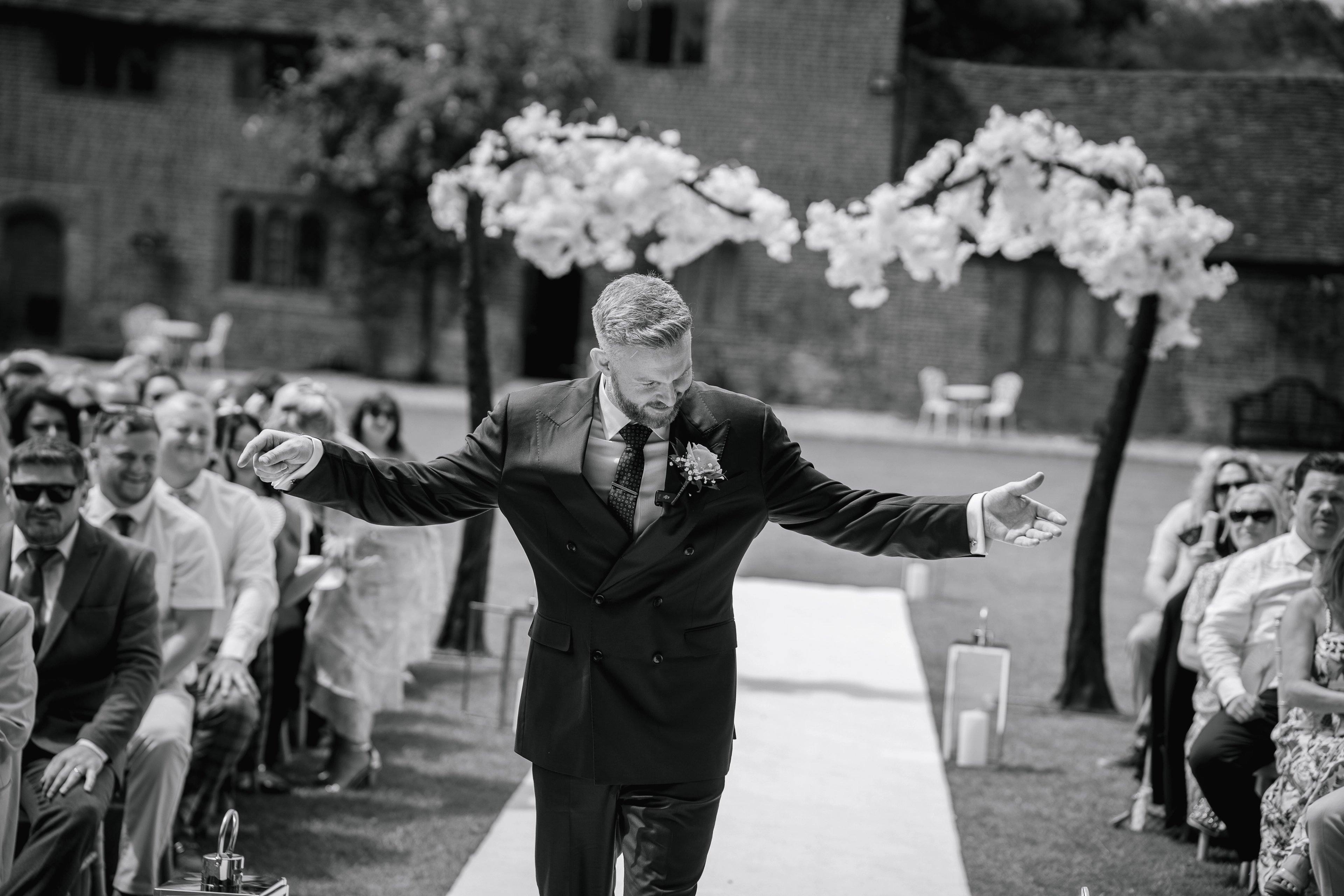 Documentary wedding photography, Phill and Amanda, by Pixton Media