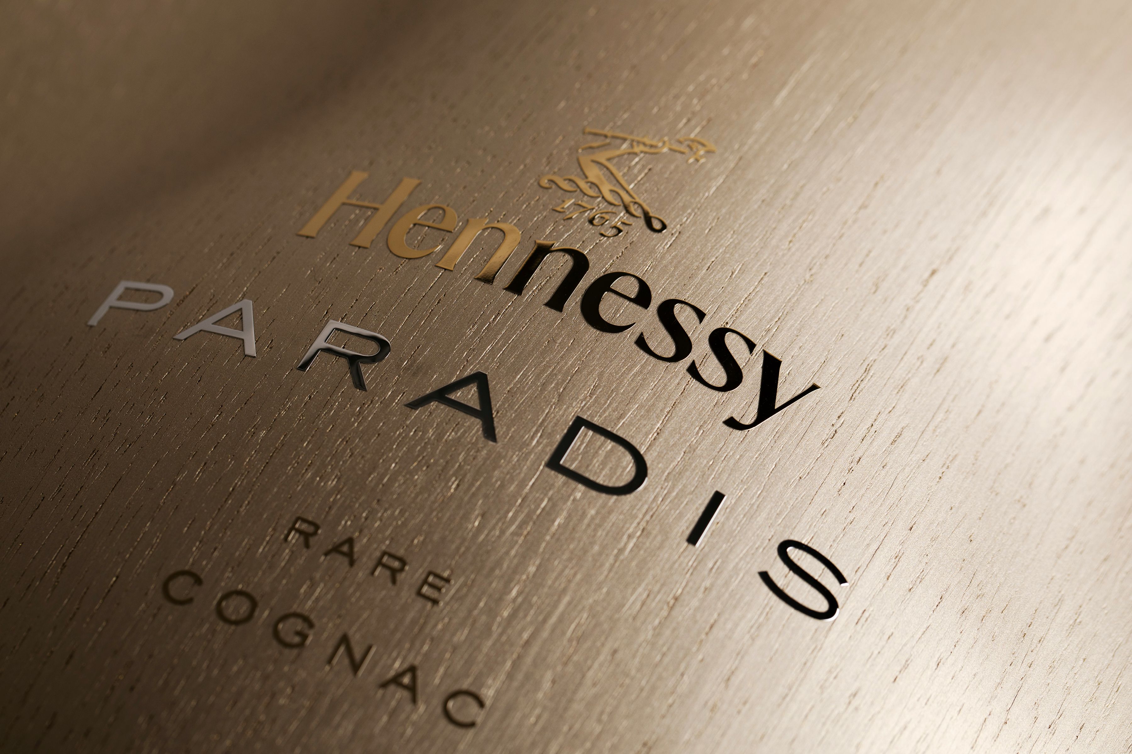 Hennessy Paradis — NR2154