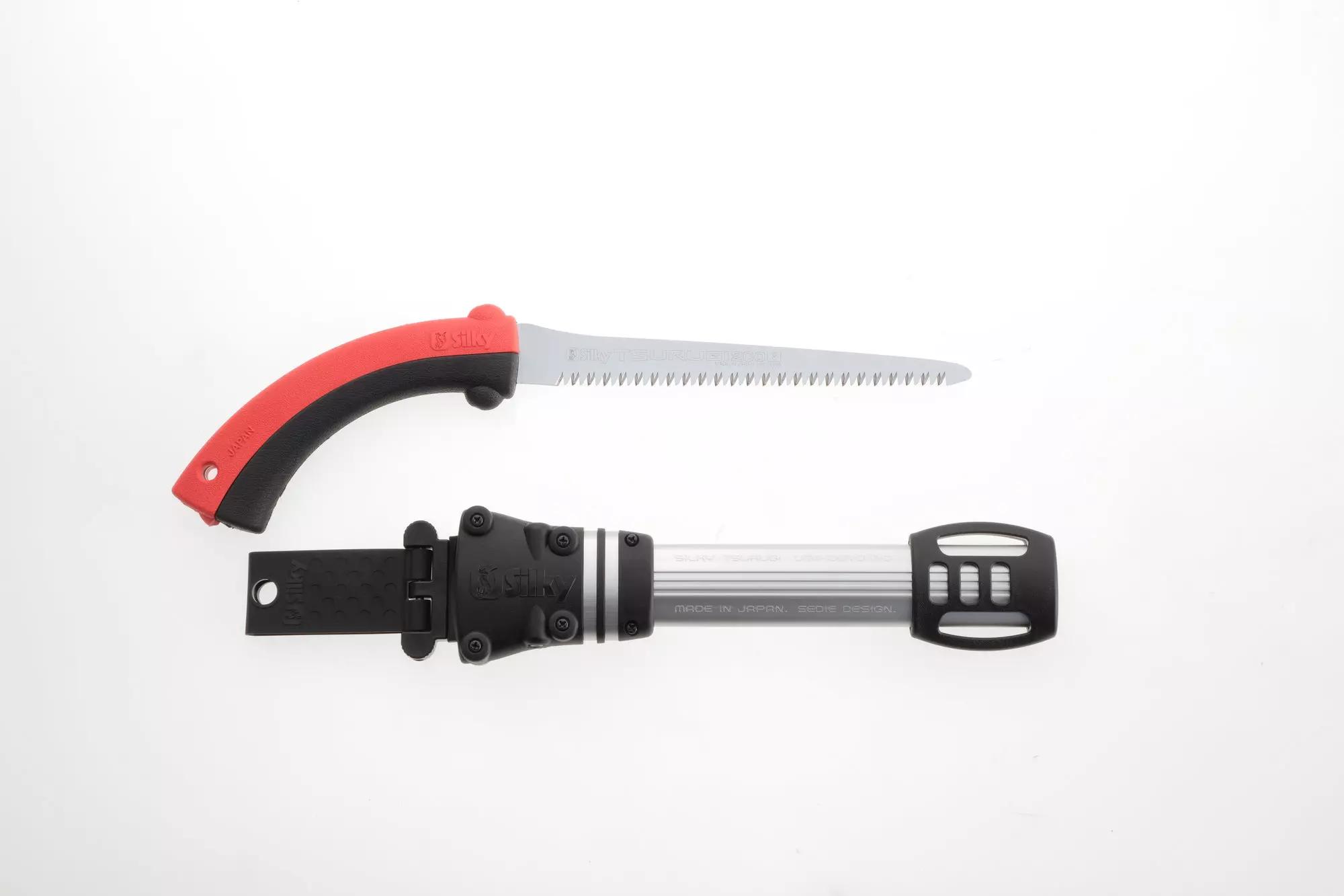large teeth sheath saw