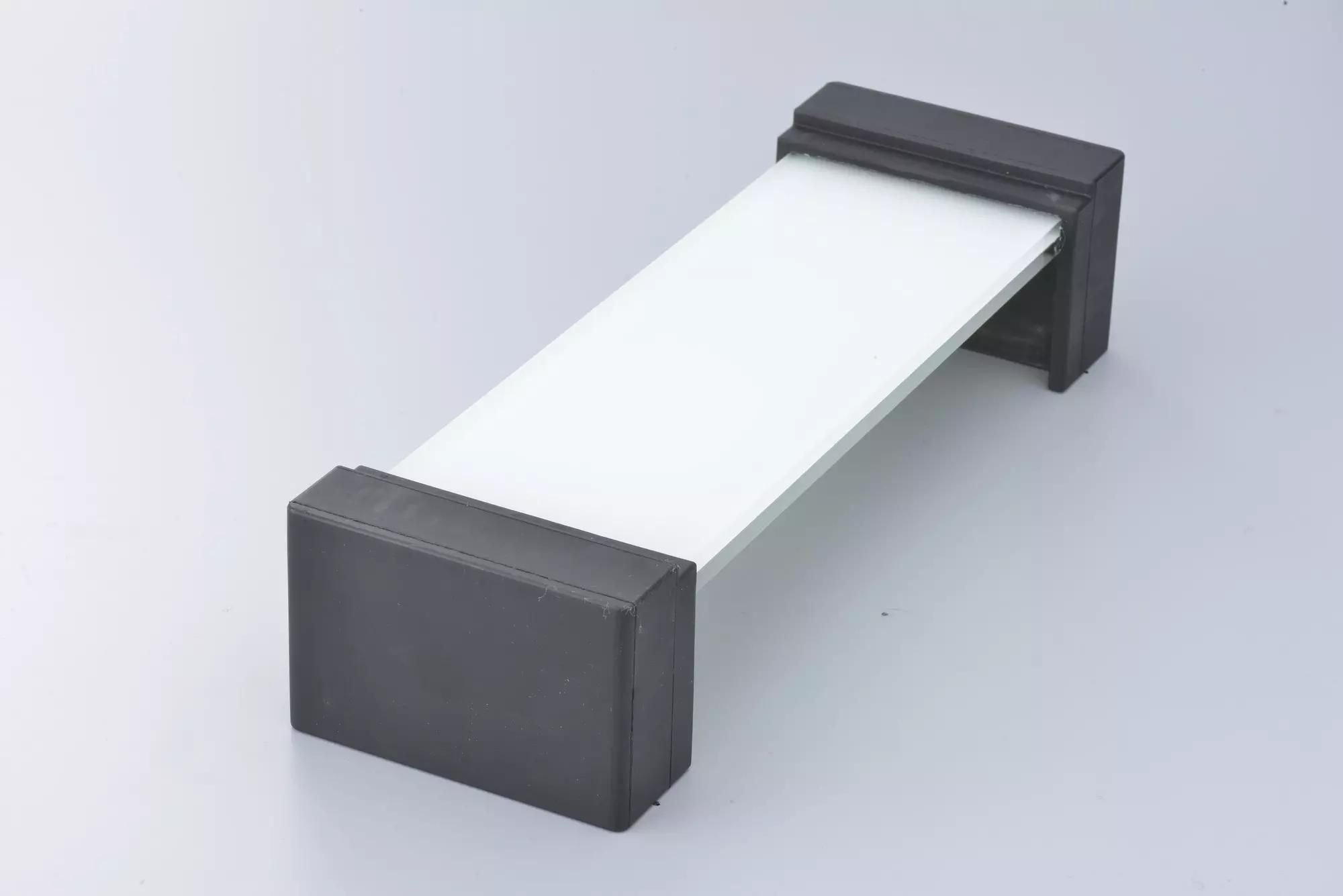 field holder