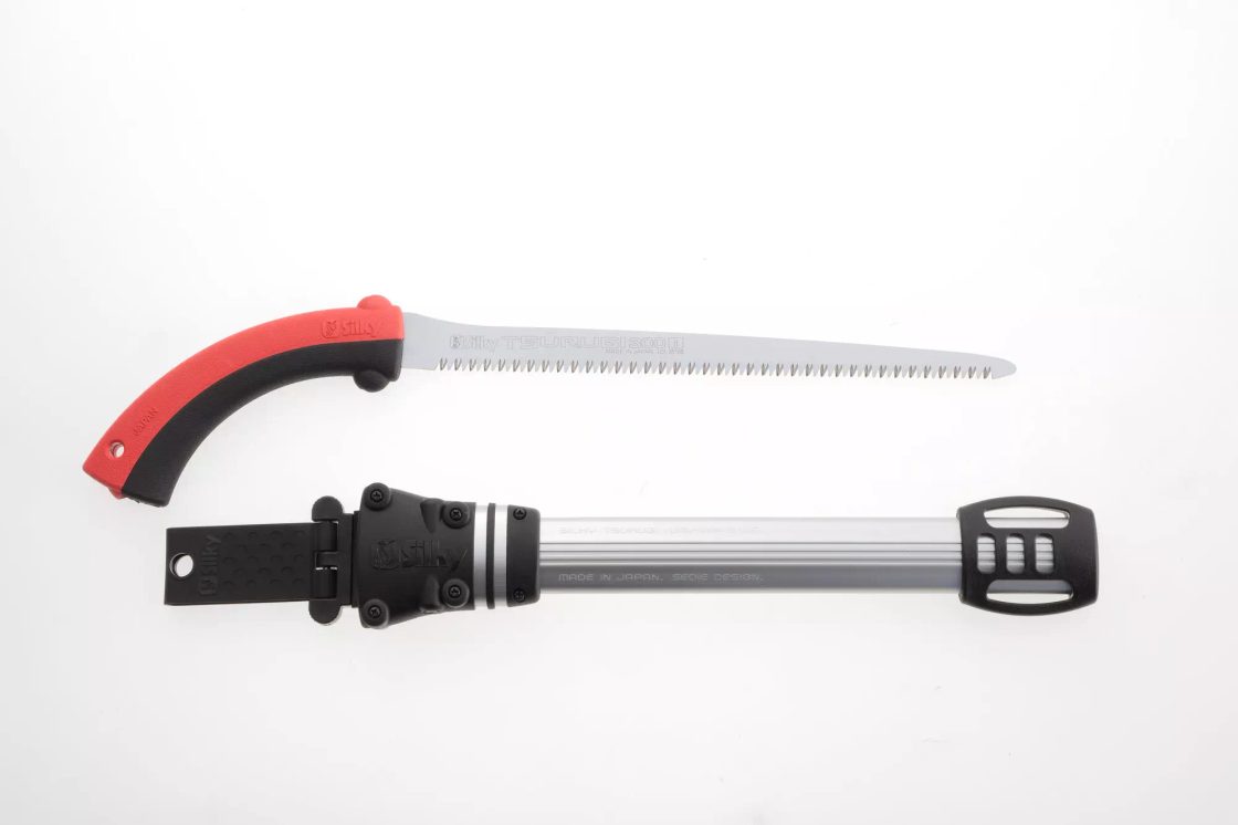 large teeth sheath saw
