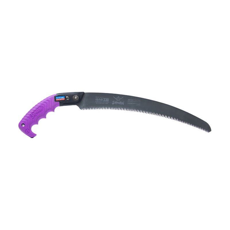 curved pruning saw