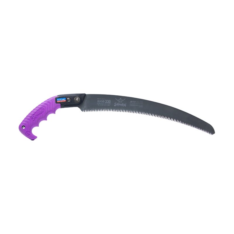 curved pruning saw