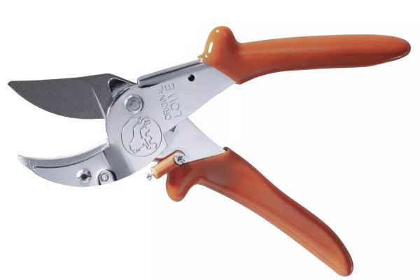 anvil pruner with curved vlade