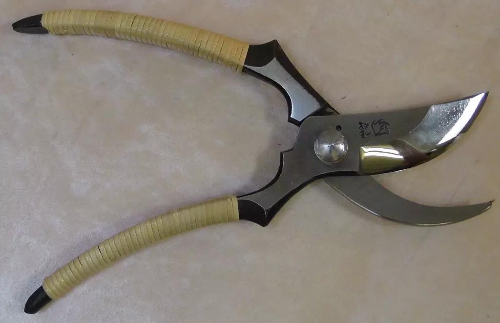 type f shears
