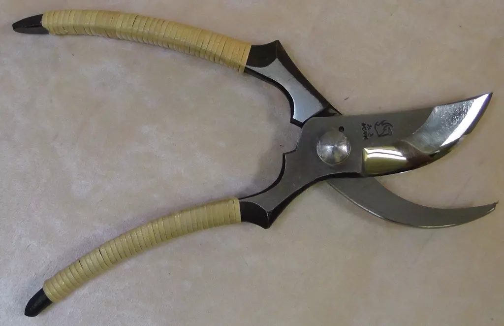 type f shears