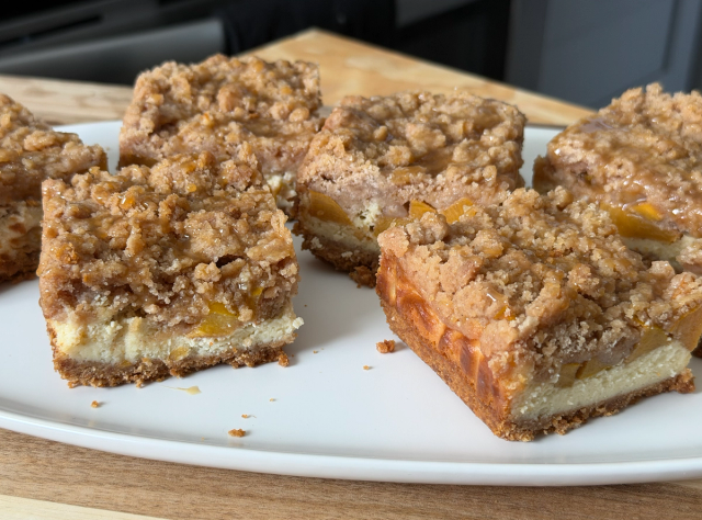 Persimmon Cheesecake Bars