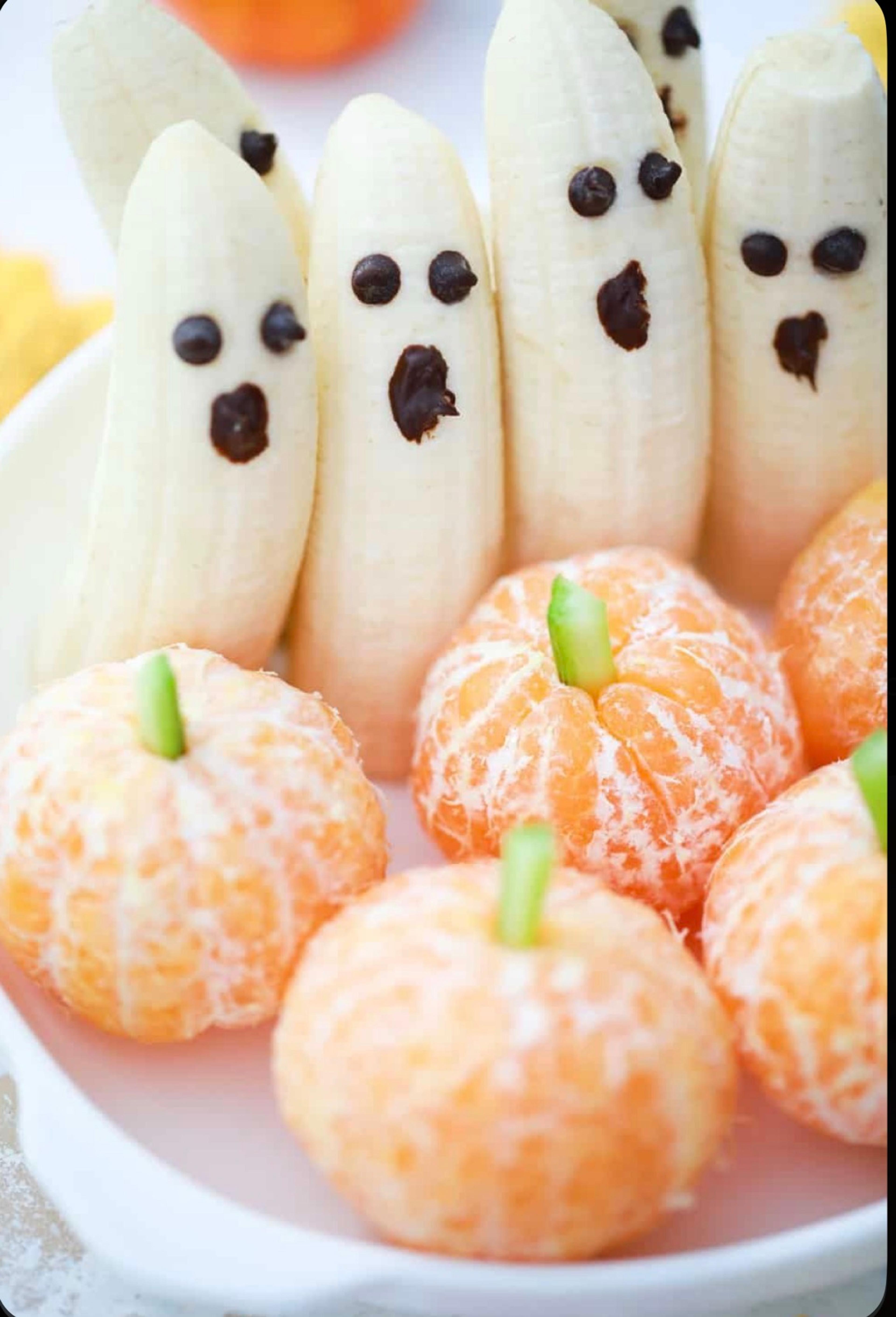 clementines and bananas