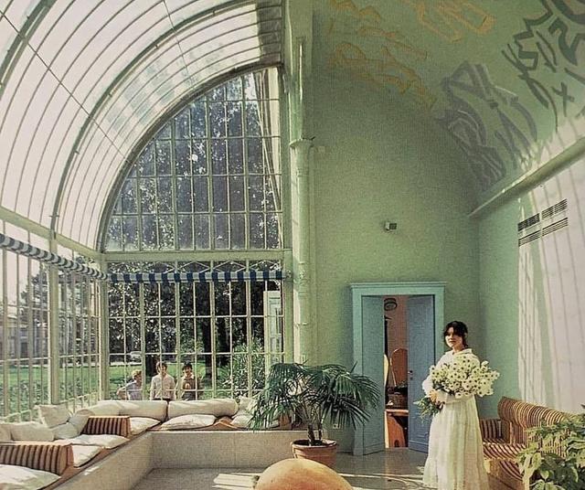 green outdoor atrium