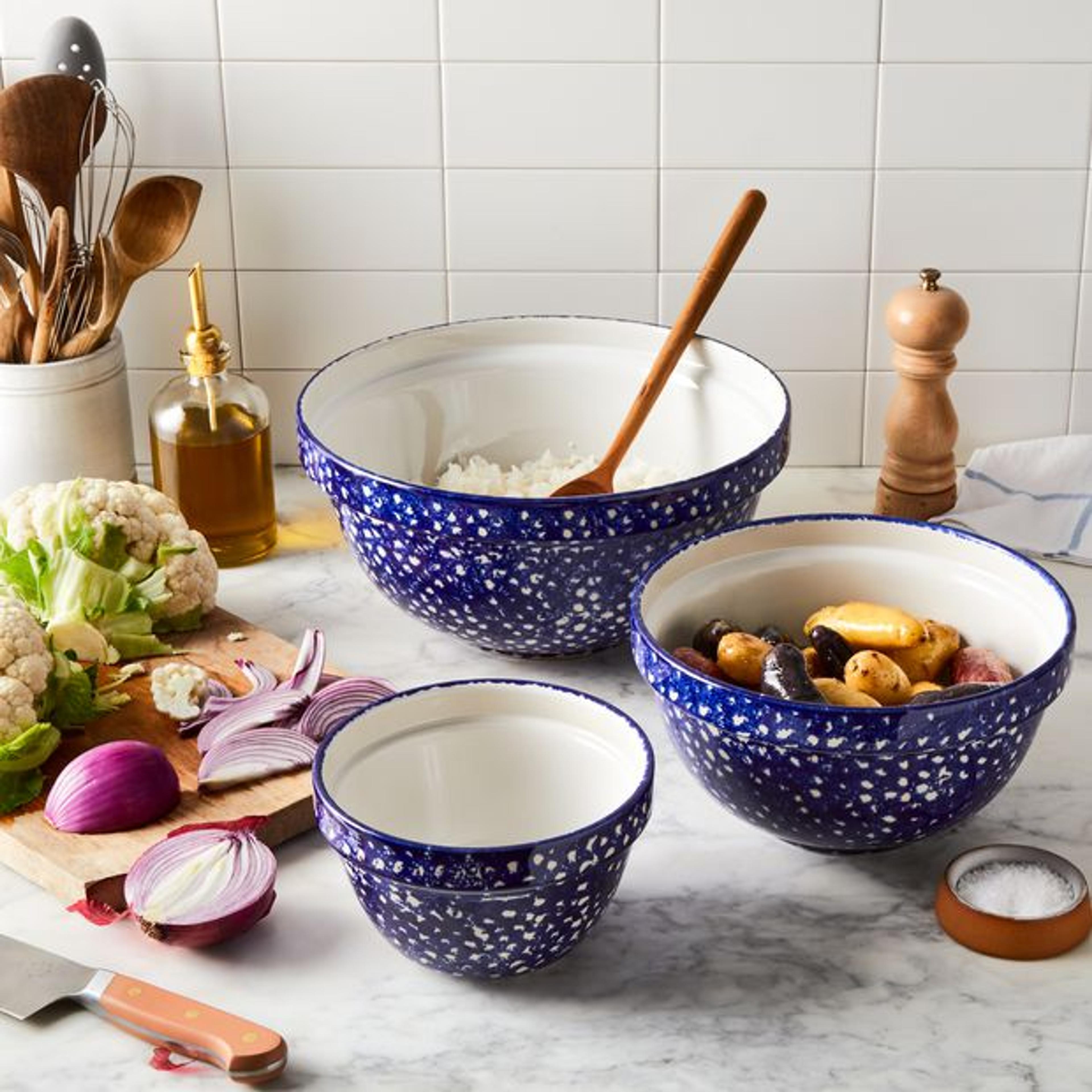 3 blue and white speckled bowls