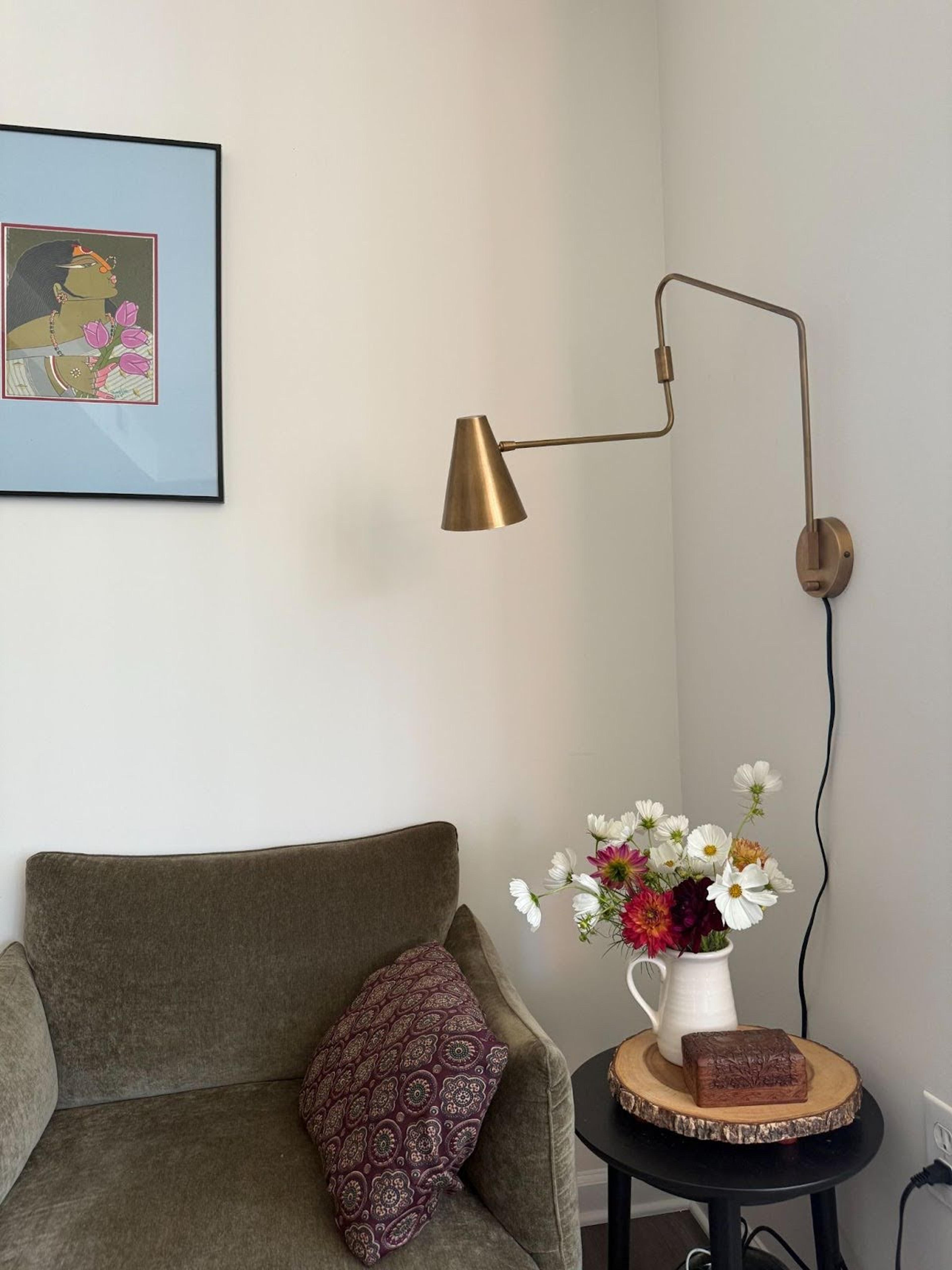 plug in sconce