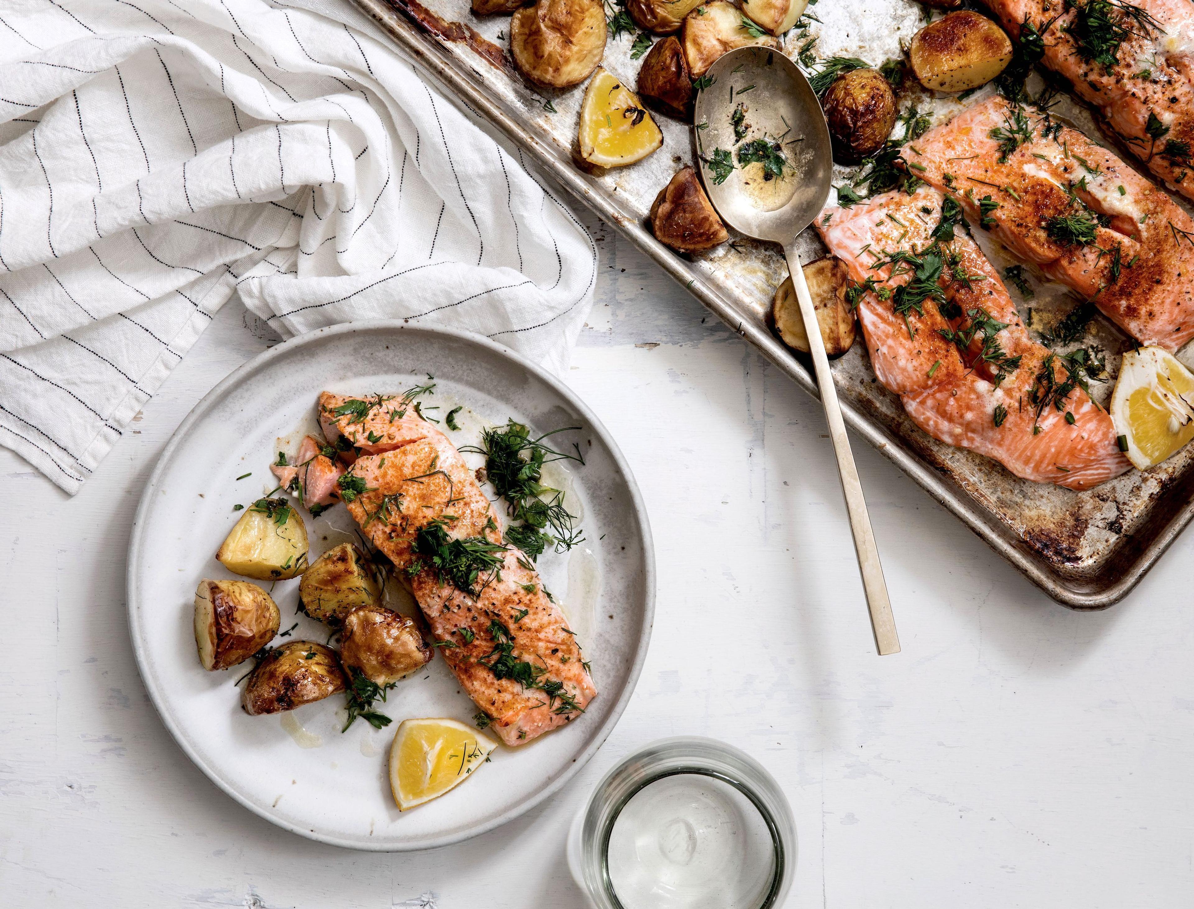 sheet pan salmon and potatoes