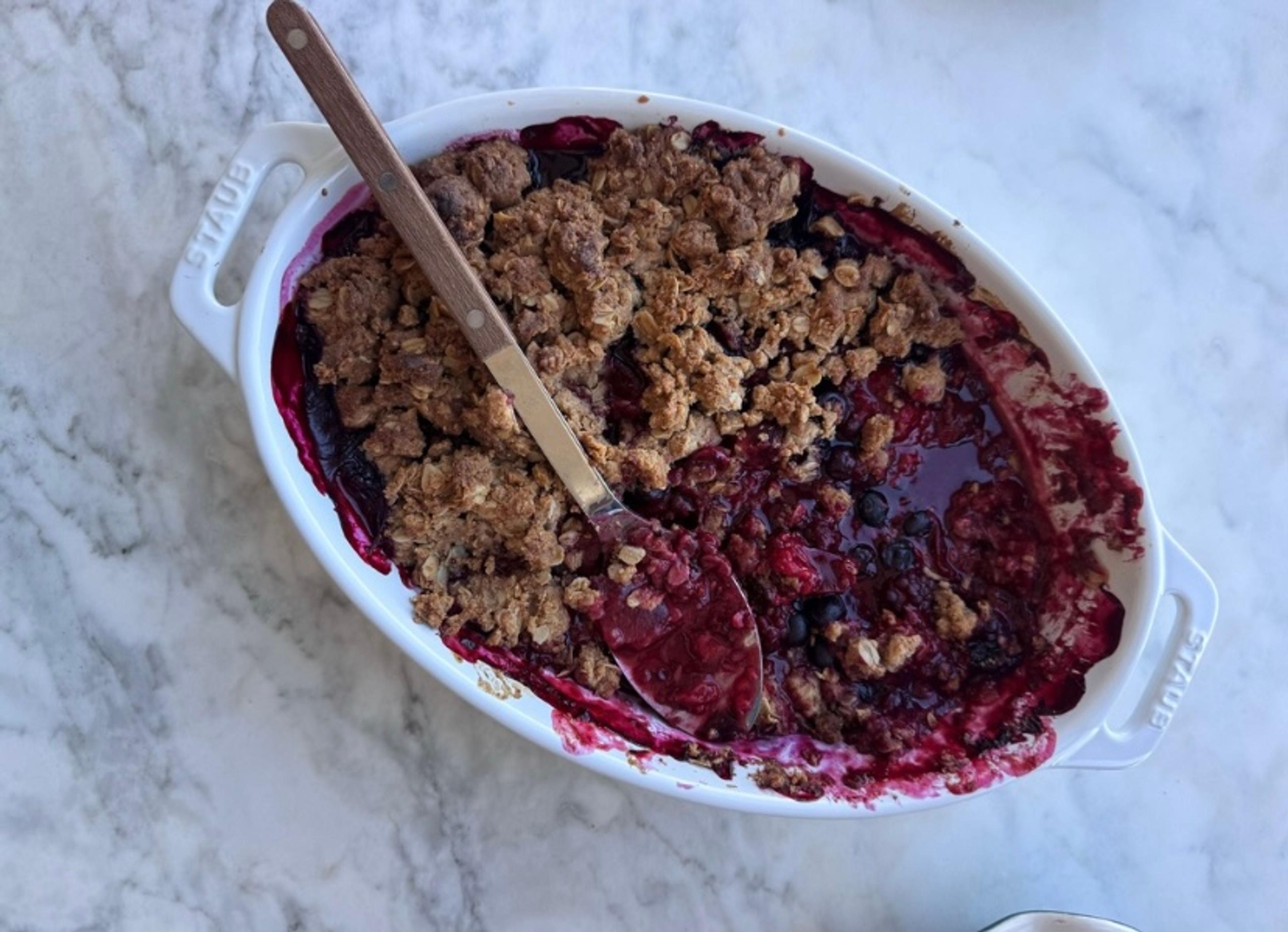 peanut butter and jelly crisp in dish