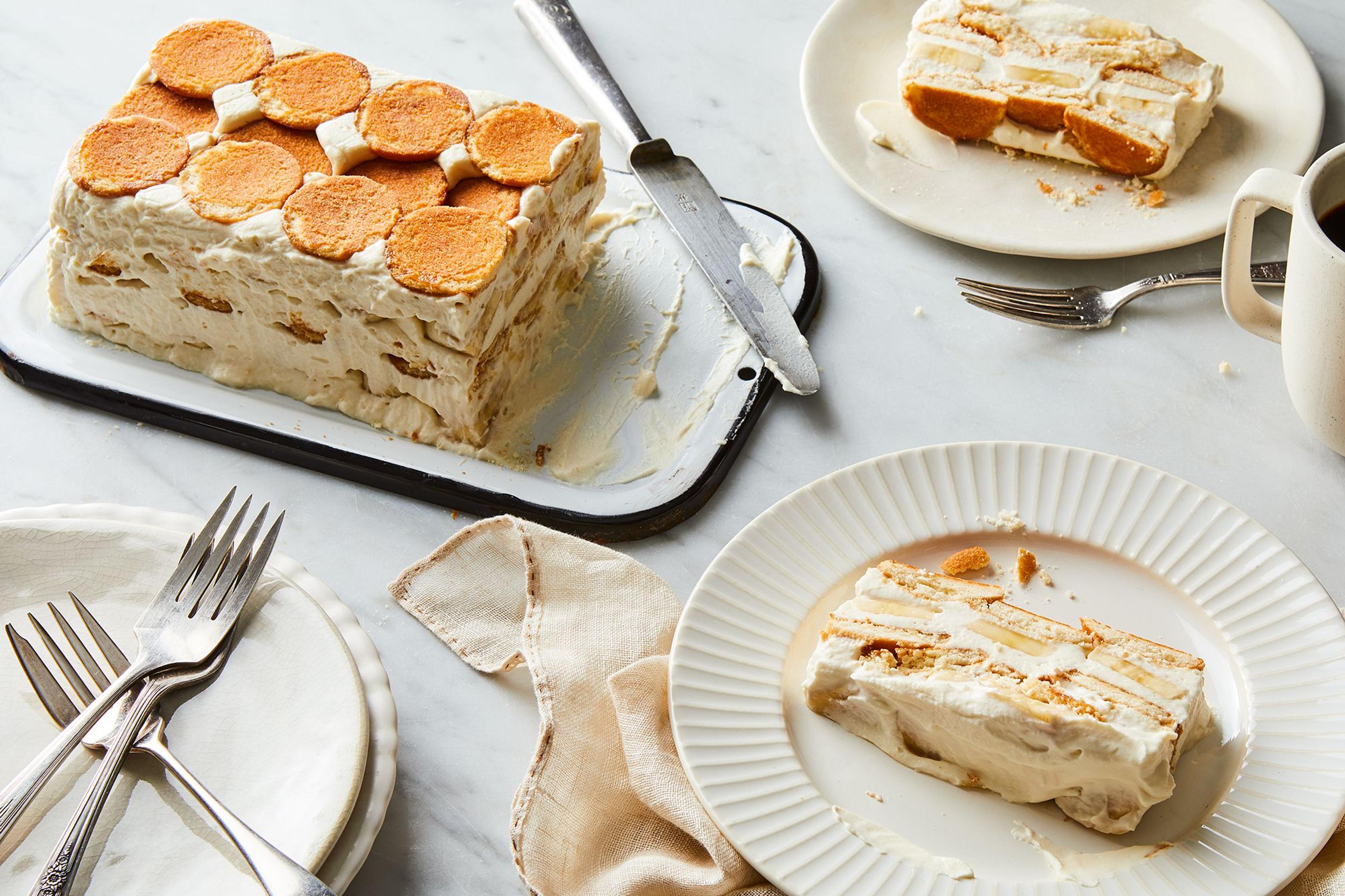 Banana pudding icebox cake on table
