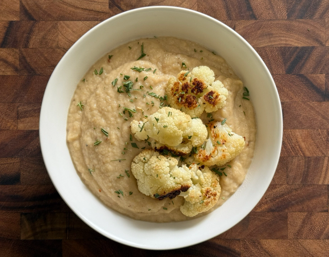 Roasted Cauliflower White Cheddar Soup