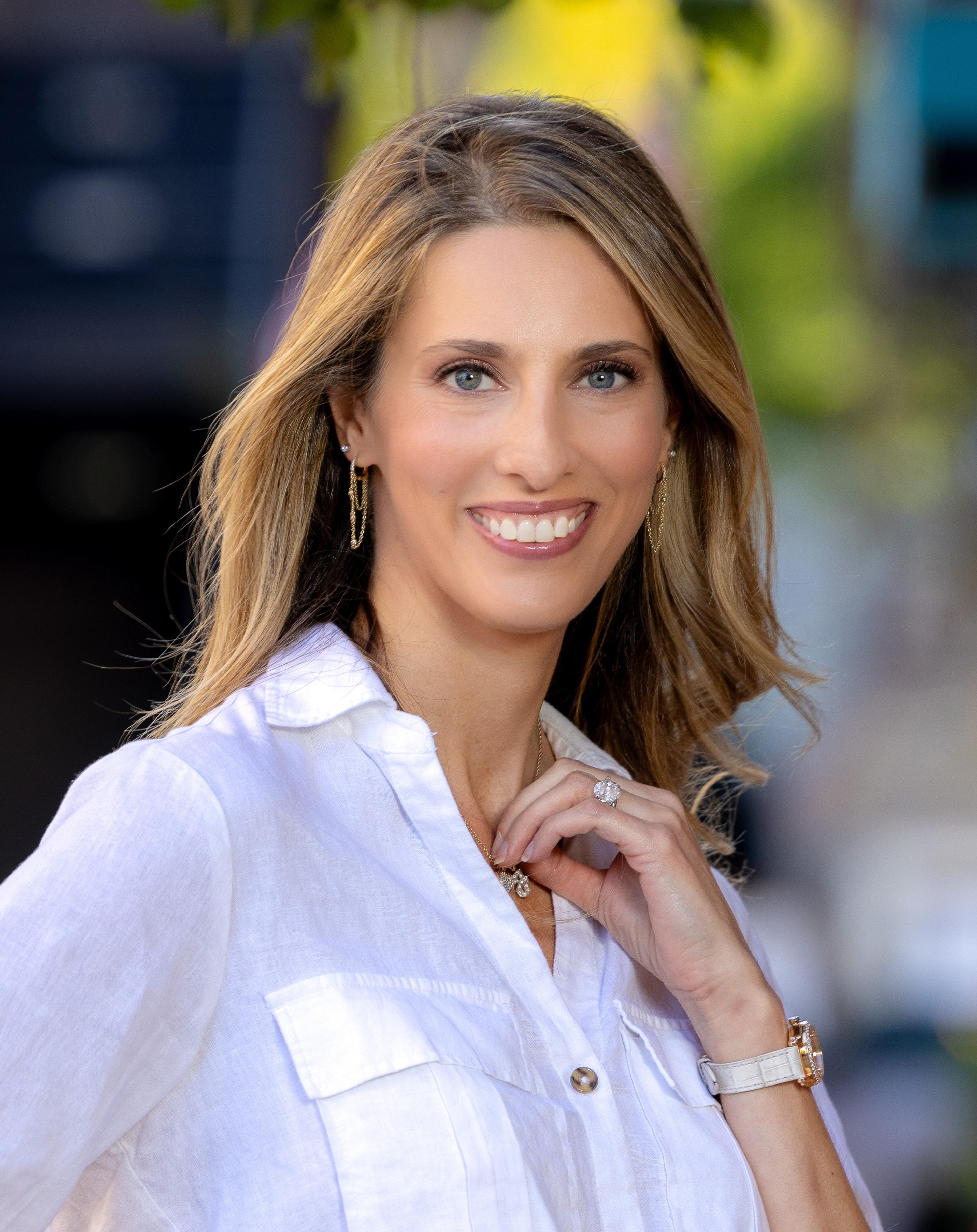Jessica Levinson headshot