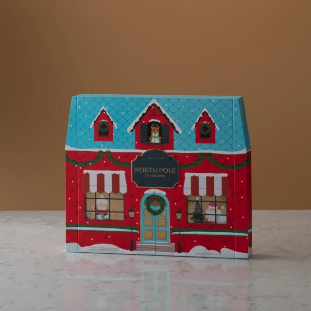 2025 Sugarfina north pole advent calendar closed