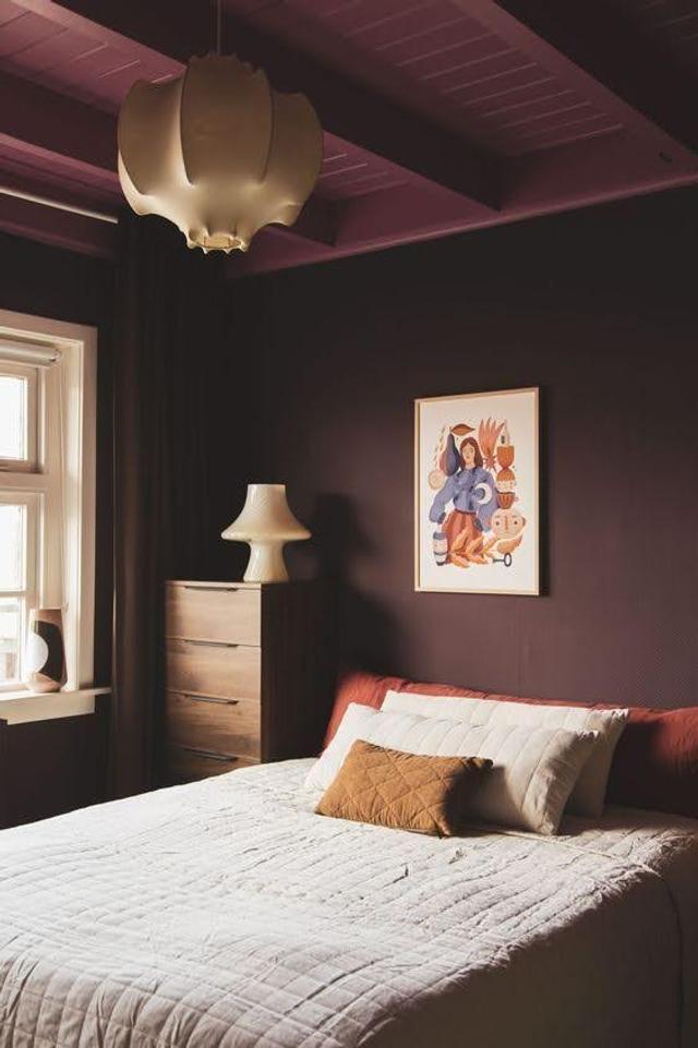 purple room