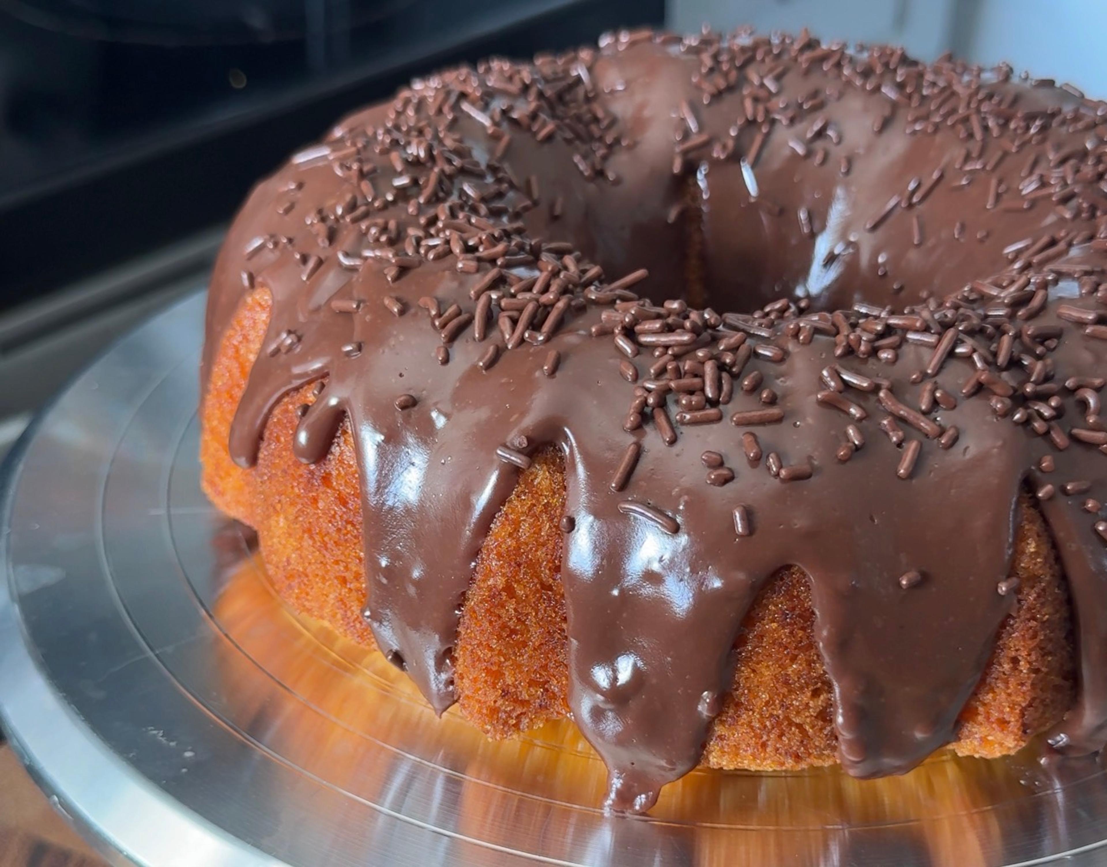 Brazilian carrot cake on top of a cake pan