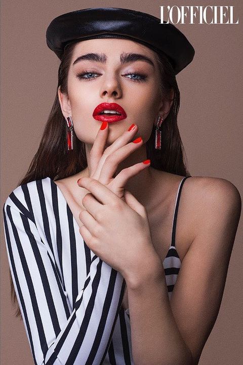 L’OFFICIEL, October 2018, feature of Ana Grebec, image 1