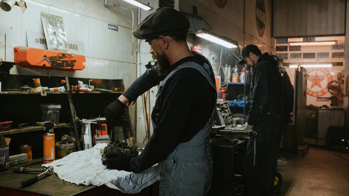 car mechanic