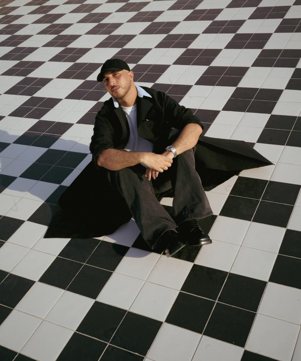 zeug, zeug agency, osama chabbi, nylon, agency, representation, artist, image