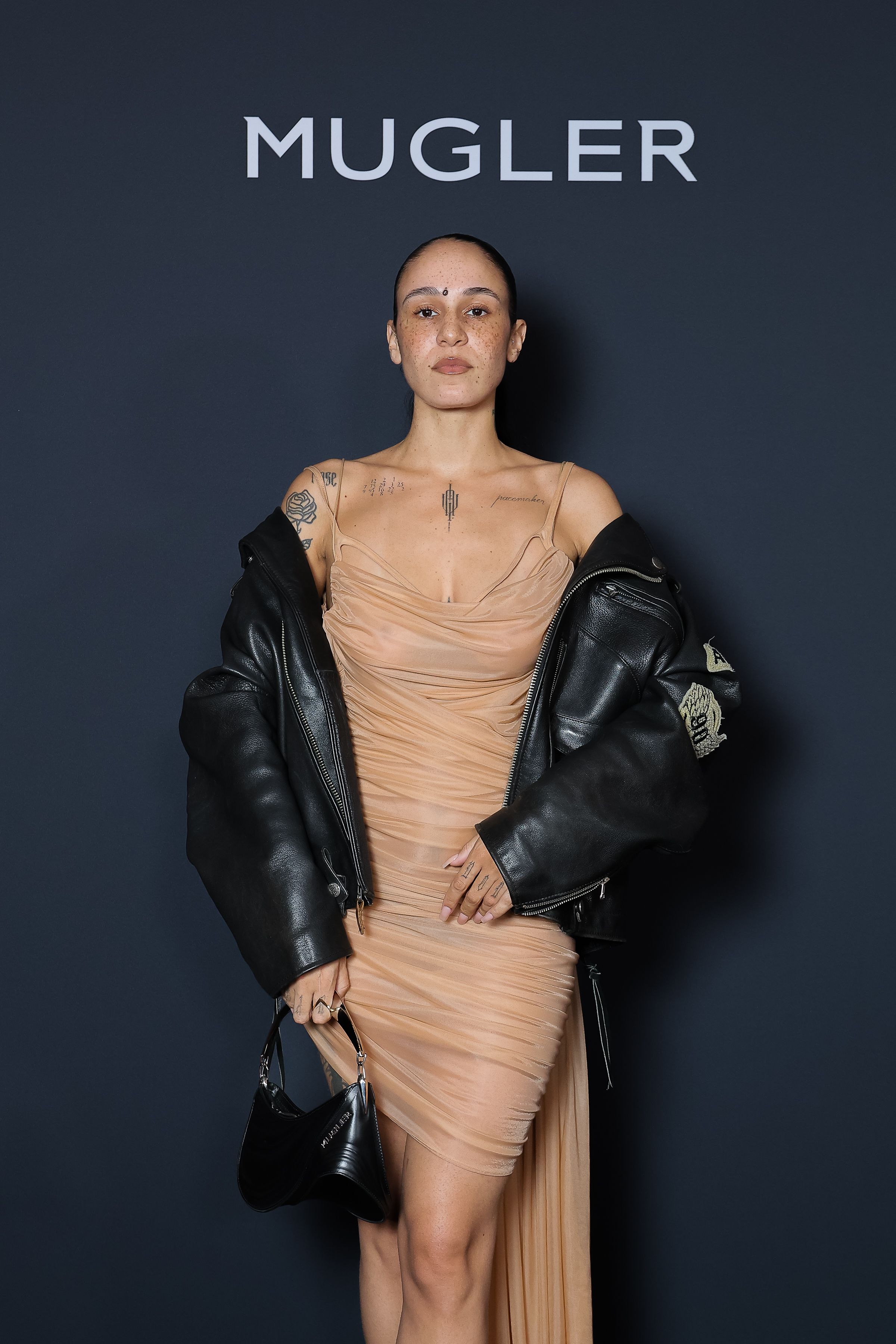 zeug, zeug agency, HERA, MUGLER, ZEUG, ZEUG, ZEUG, ZEUG, ZEUG, ARTIST, MUGLER, IMAGE,