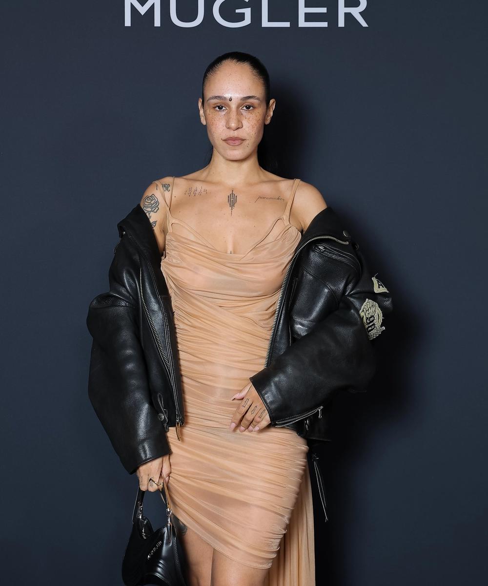 zeug, zeug agency, HERA, MUGLER, ZEUG, ZEUG, ZEUG, ZEUG, ZEUG, ARTIST, MUGLER, IMAGE,